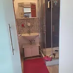 Le Broctia Rose شقة نامور